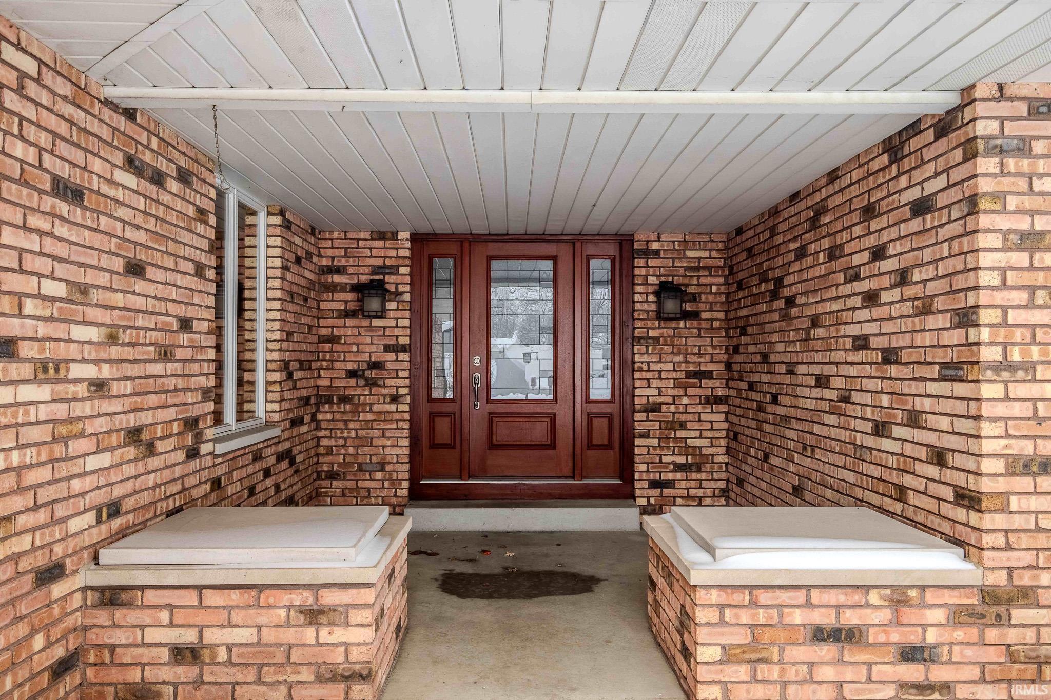 1116 Erin Court Middlebury IN 46540