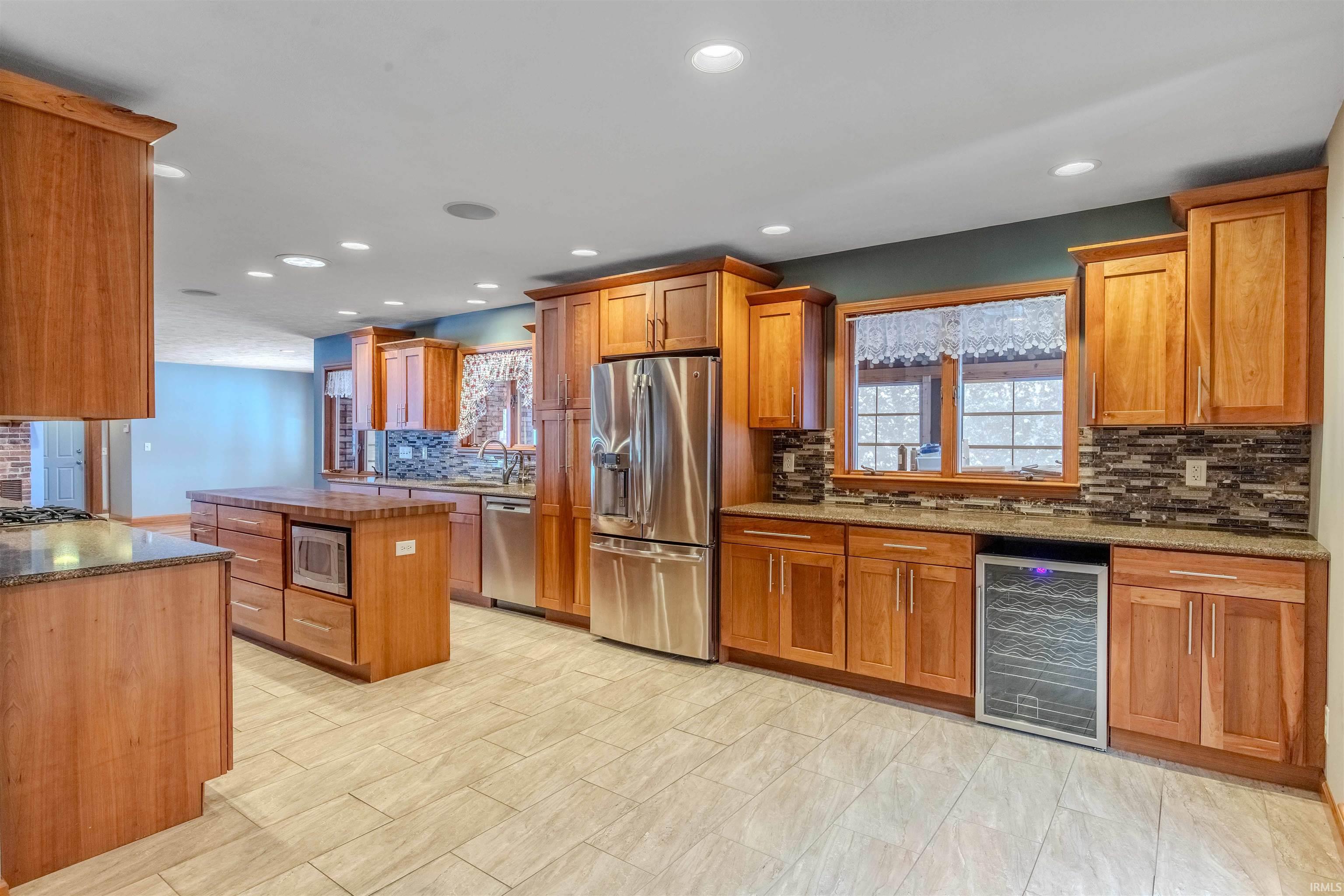 1116 Erin Court Middlebury IN 46540