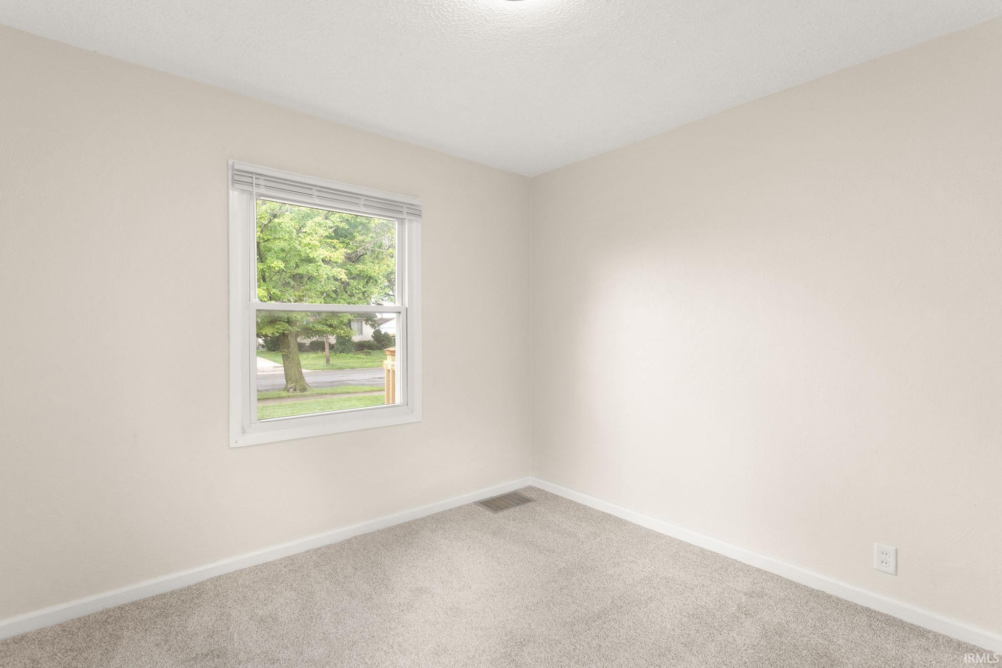 222 Village Way South Bend IN 46619