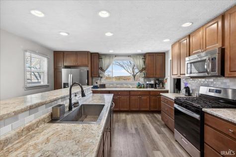 305 S Bluff Street Monticello IN 47960