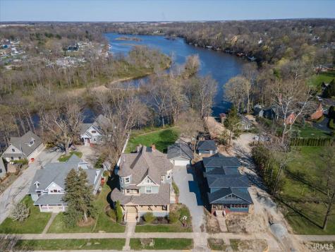 305 S Bluff Street Monticello IN 47960