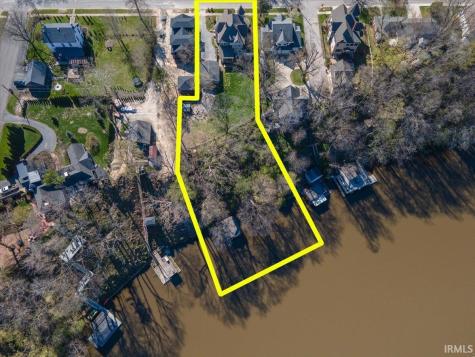 305 S Bluff Street Monticello IN 47960