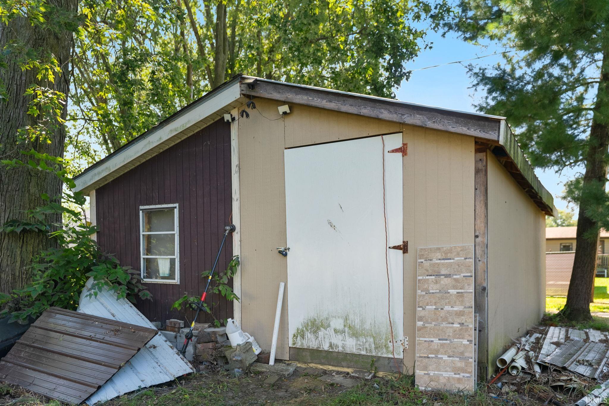 1613 Huron Street Elkhart IN 46516