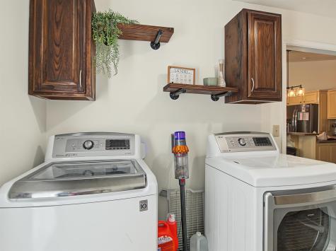 402 S Lakeview Drive Petersburg IN 47567