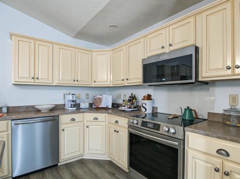 402 S Lakeview Drive Petersburg IN 47567