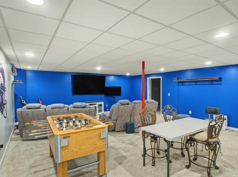 402 S Lakeview Drive Petersburg IN 47567