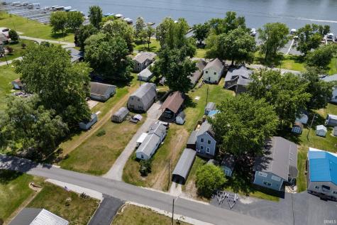 12135 N Upper Lake Shore Monticello IN 47960