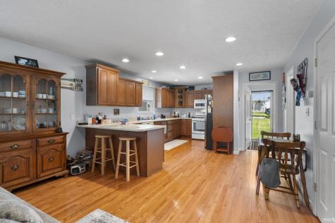 12135 N Upper Lake Shore Monticello IN 47960