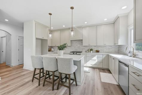 9836 Gala Cove Fort Wayne IN 46835