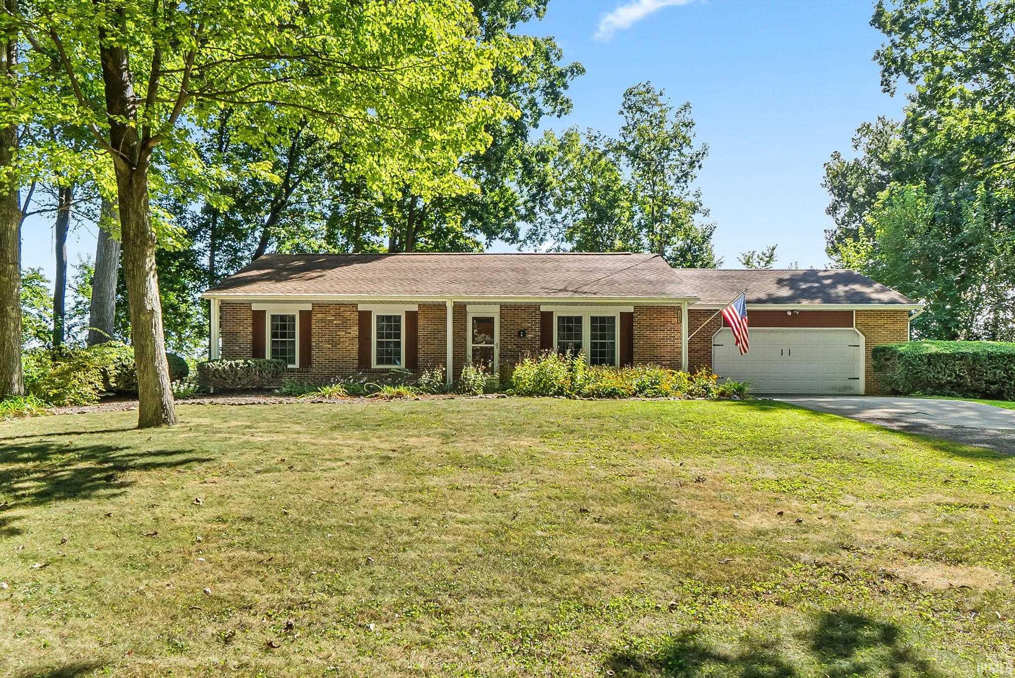 1234 N Shagbark Drive Warsaw IN 46582