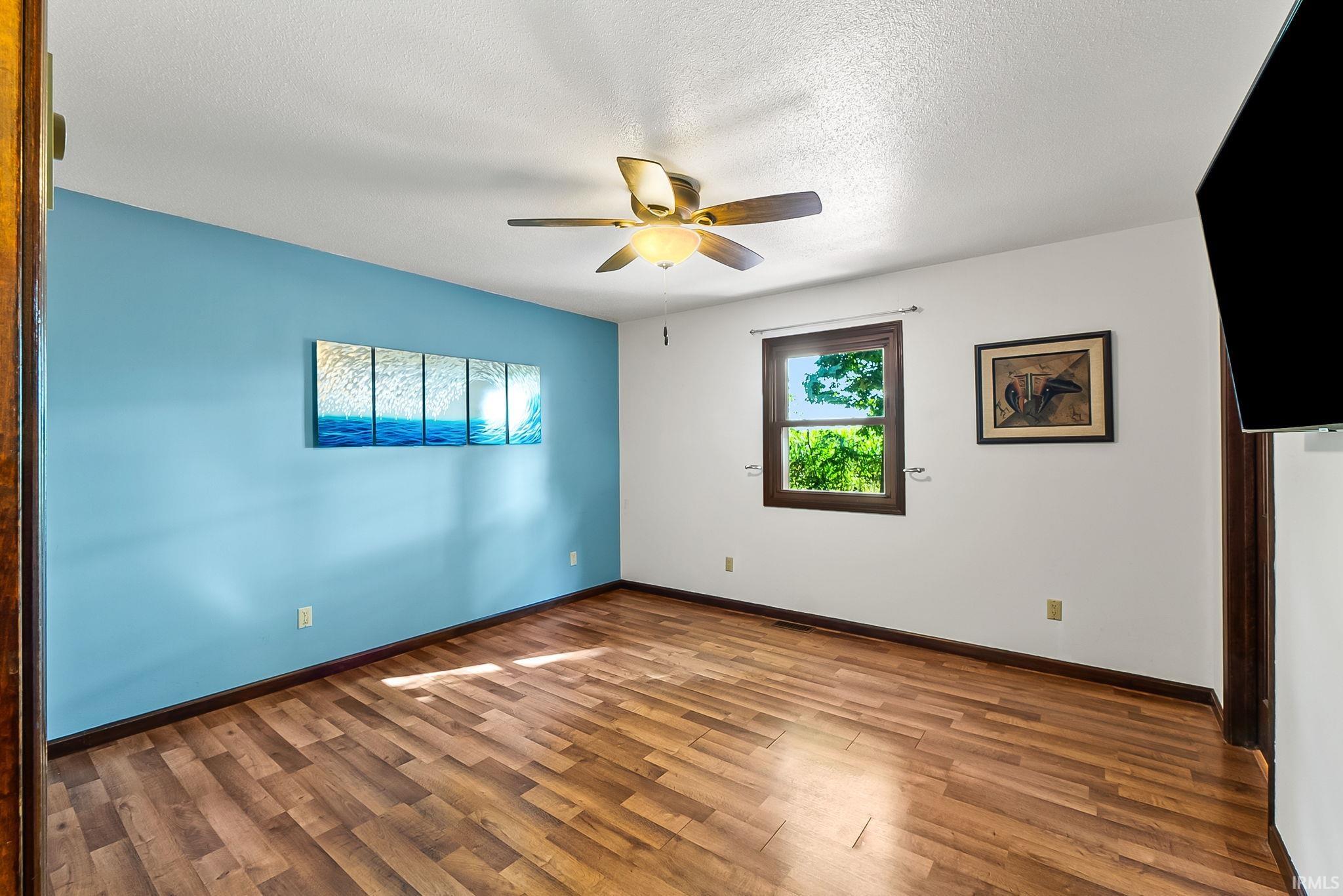 1234 N Shagbark Drive Warsaw IN 46582
