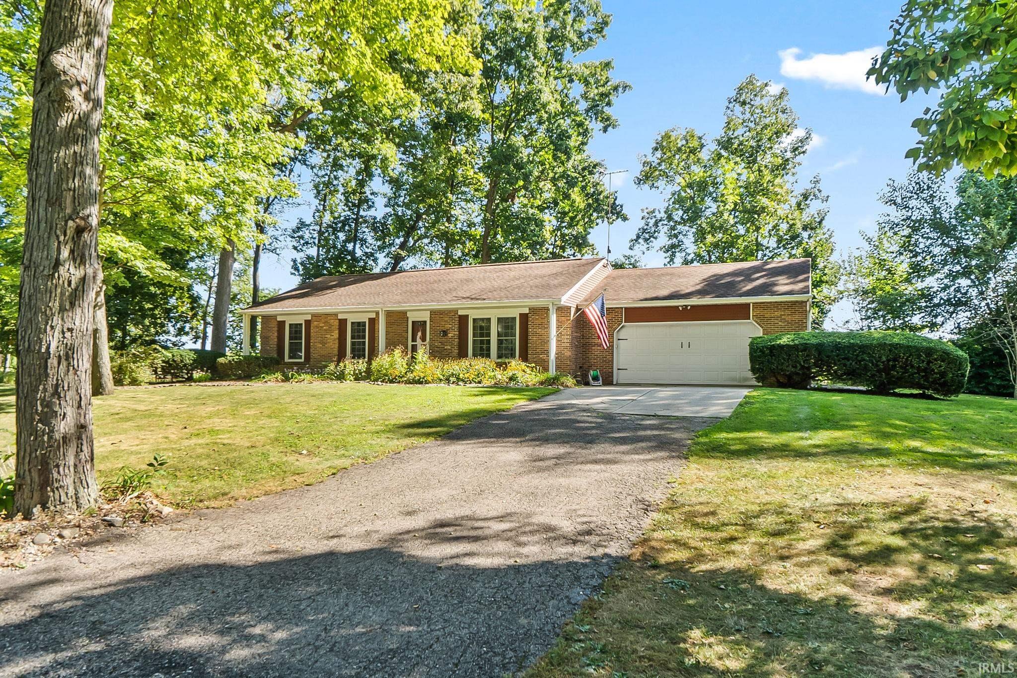 1234 N Shagbark Drive Warsaw IN 46582