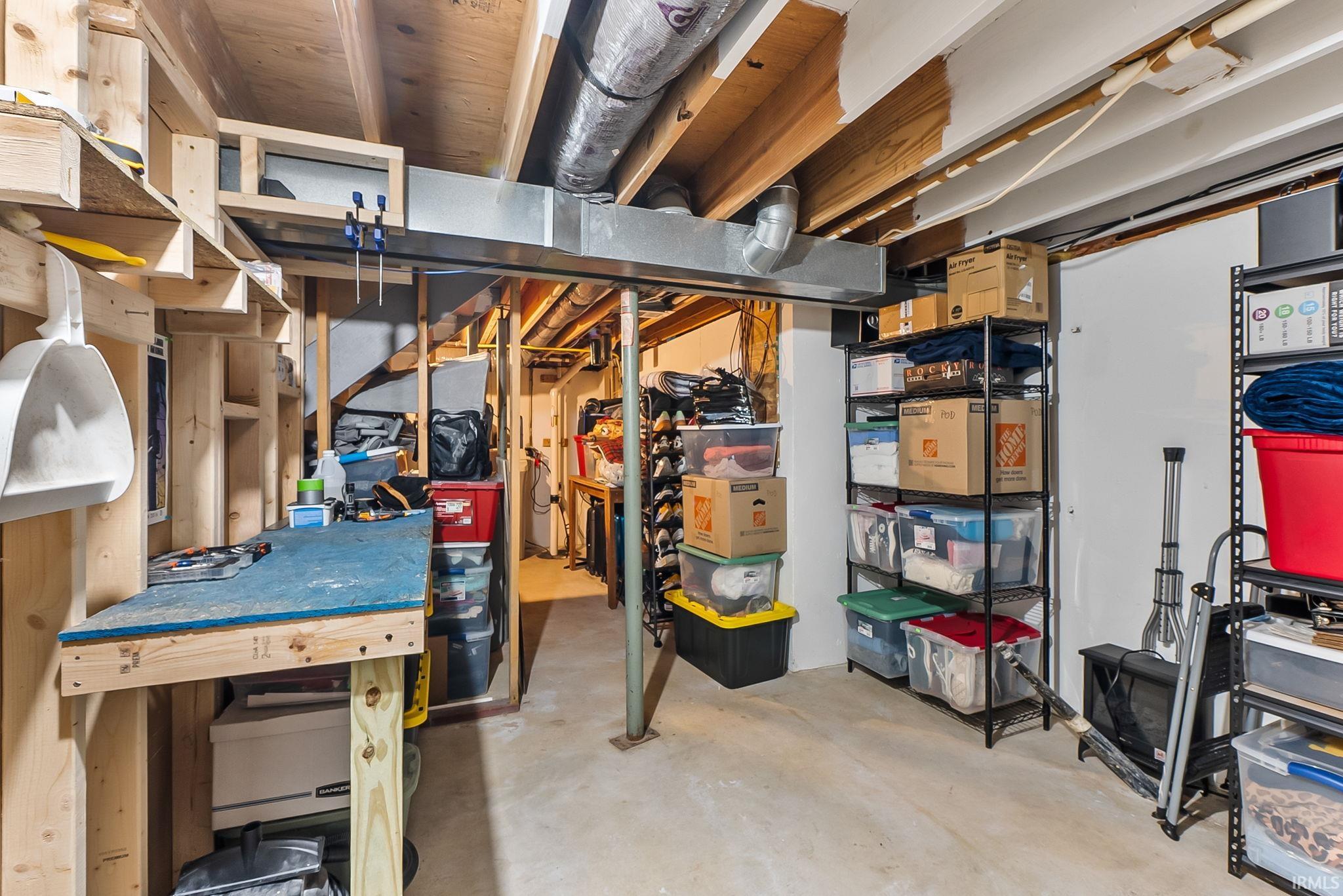 1234 N Shagbark Drive Warsaw IN 46582