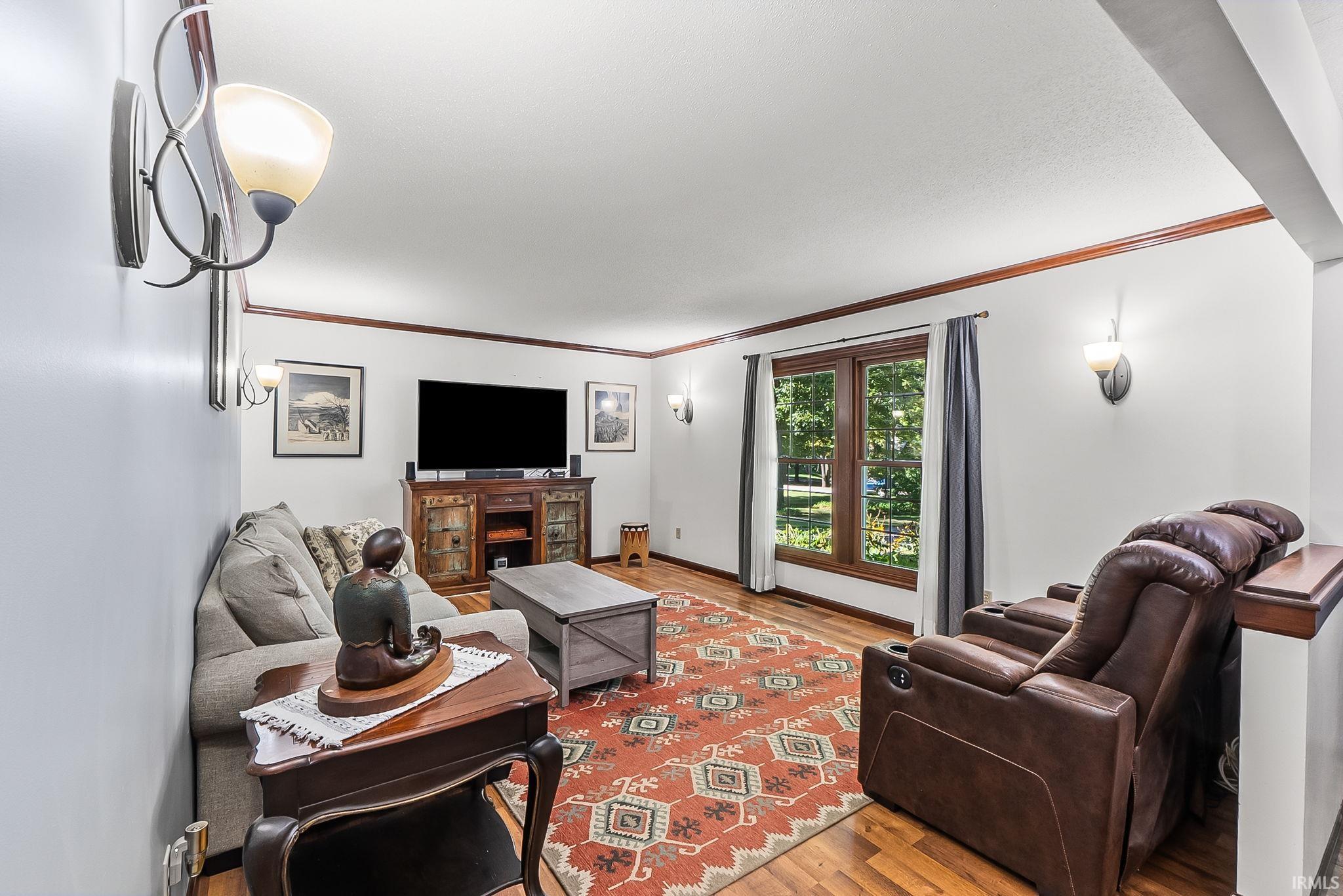 1234 N Shagbark Drive Warsaw IN 46582