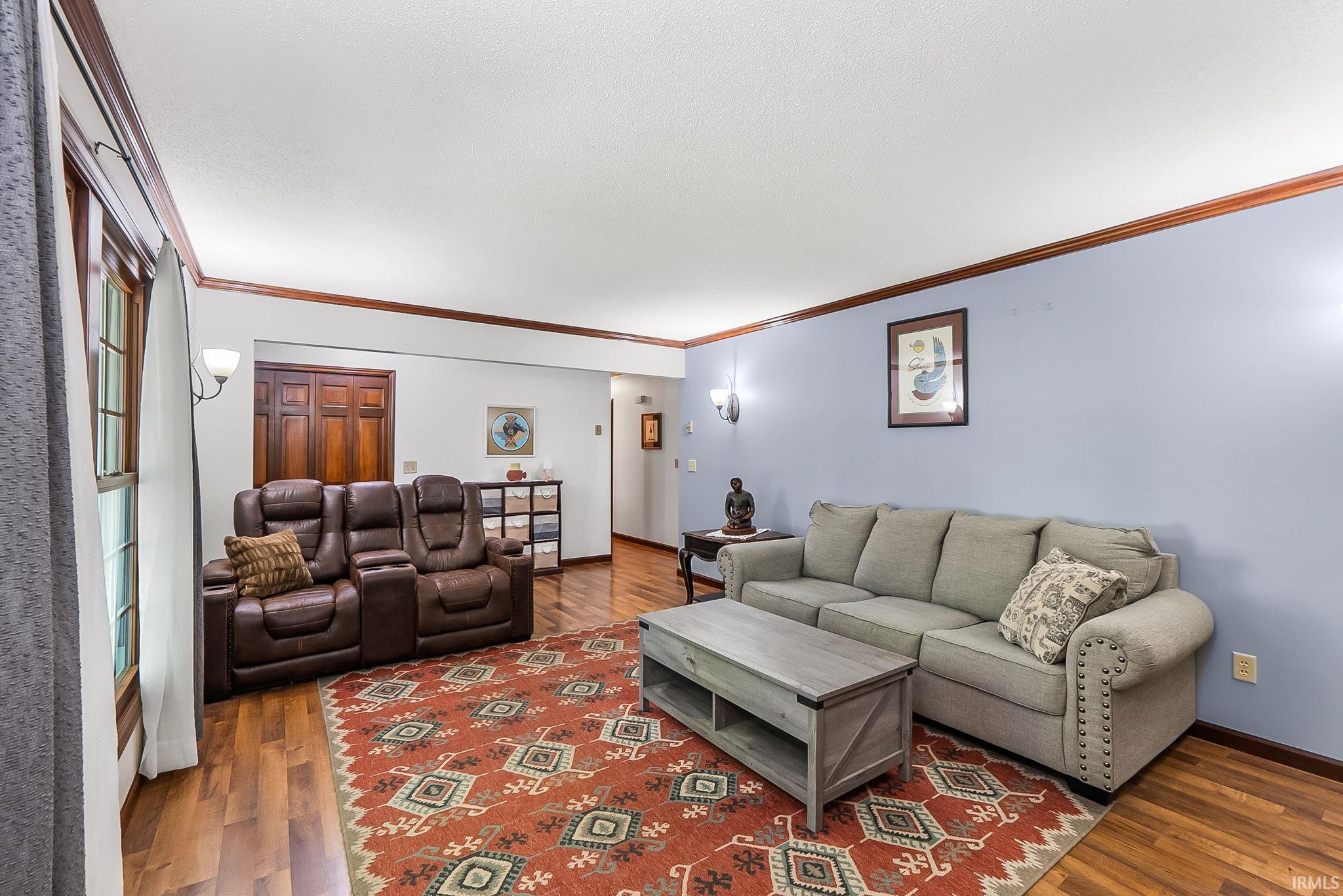 1234 N Shagbark Drive Warsaw IN 46582