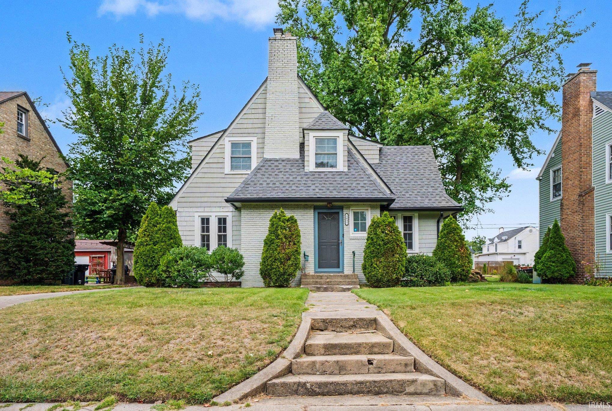 1435 E Lasalle Avenue South Bend IN 46617