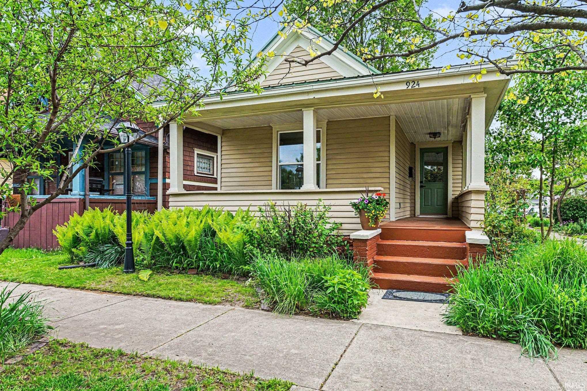 924 California Avenue South Bend IN 46616