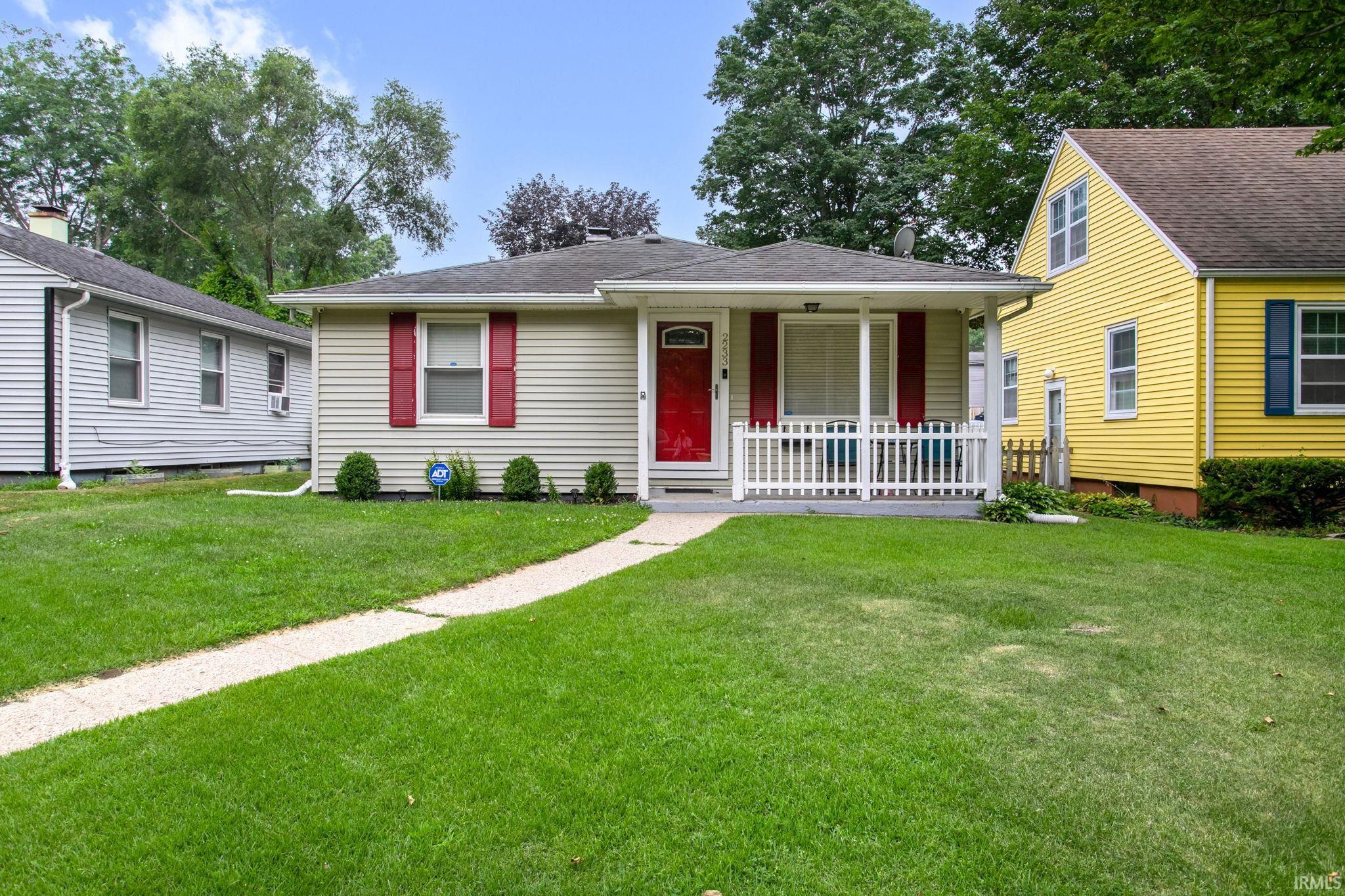 2233 Parkview Place South Bend IN 46616