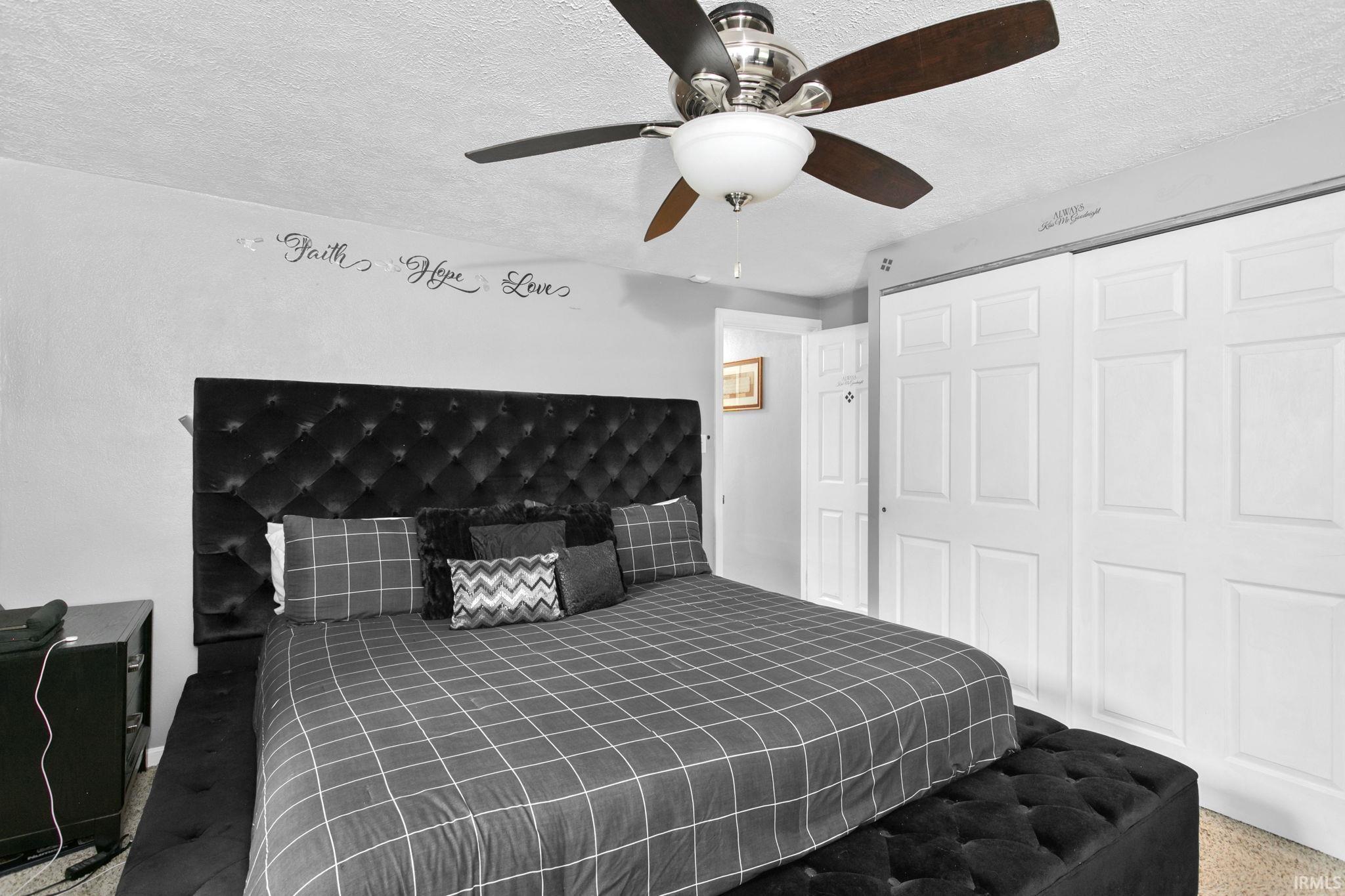 2233 Parkview Place South Bend IN 46616