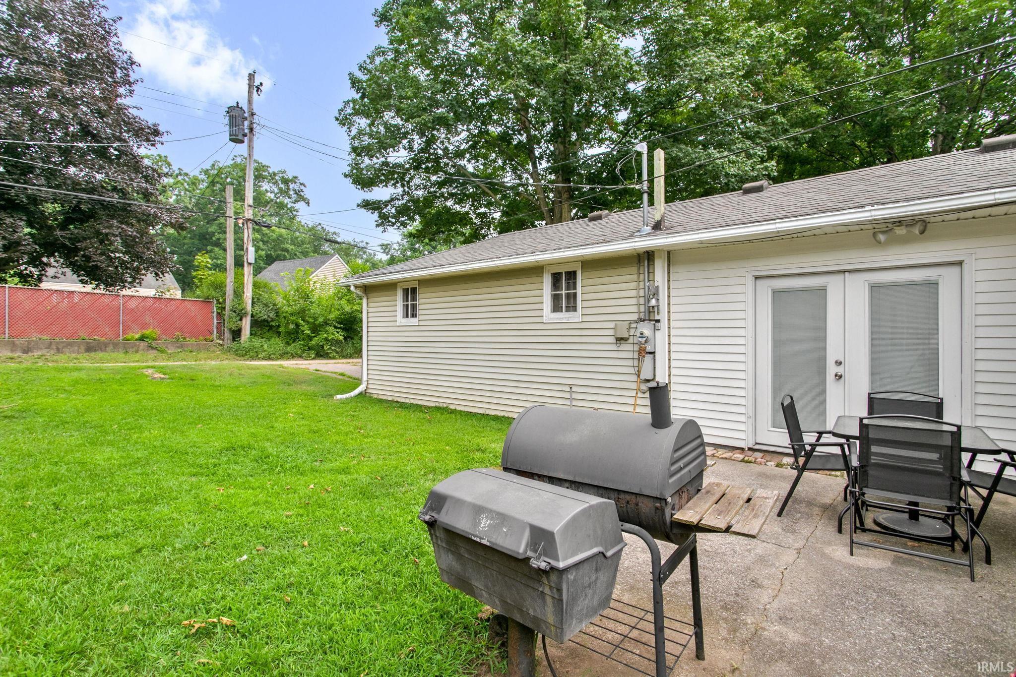 2233 Parkview Place South Bend IN 46616