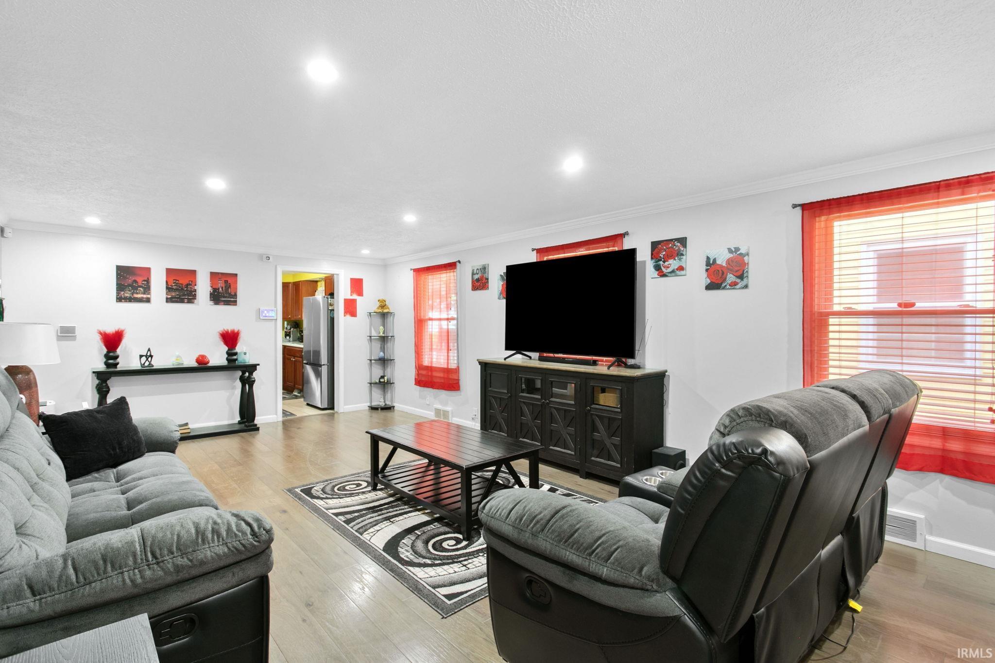 2233 Parkview Place South Bend IN 46616