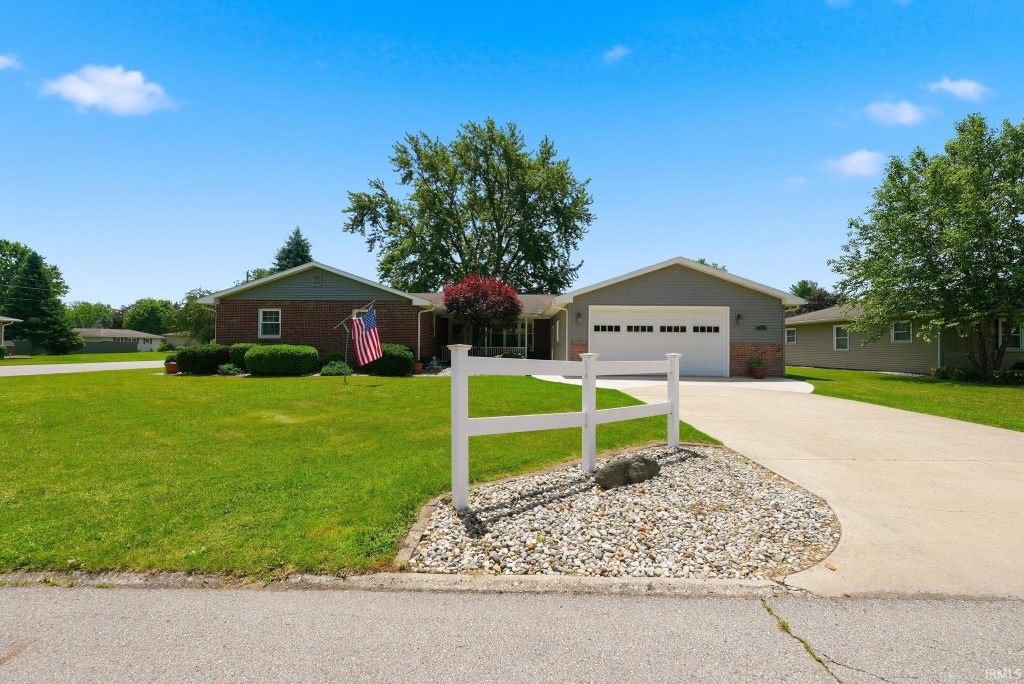 1401 Rivercrest Drive Warsaw IN 46580