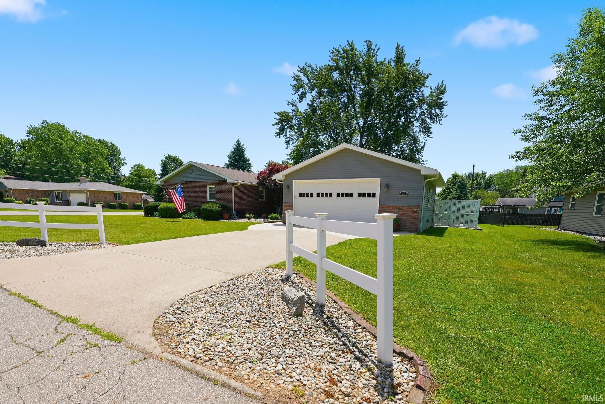 1401 Rivercrest Drive Warsaw IN 46580
