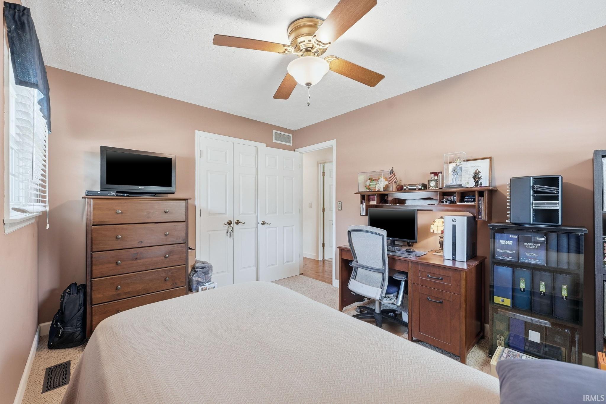 1401 Rivercrest Drive Warsaw IN 46580