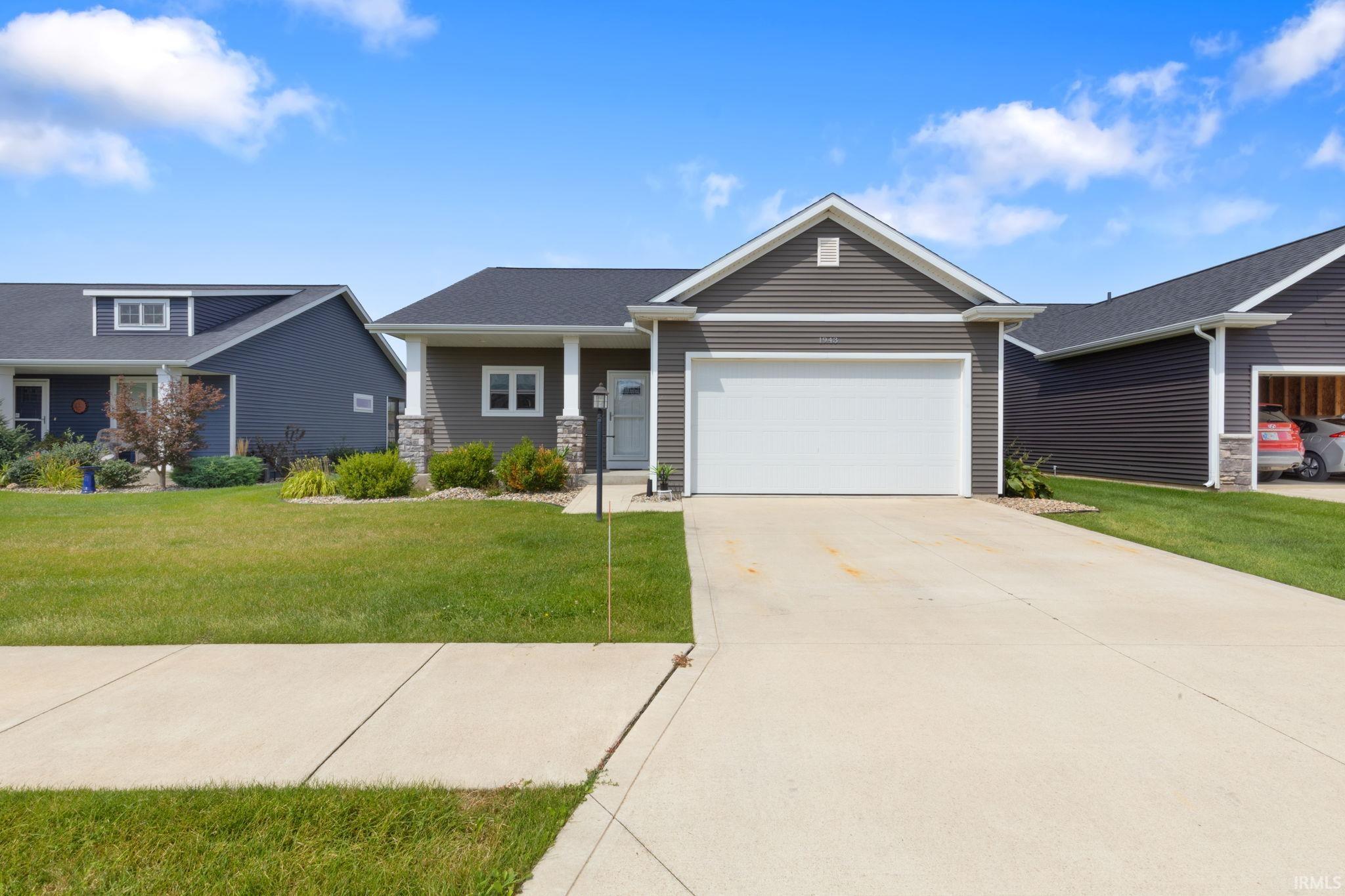 1943 Newbury Circle Goshen IN 46526