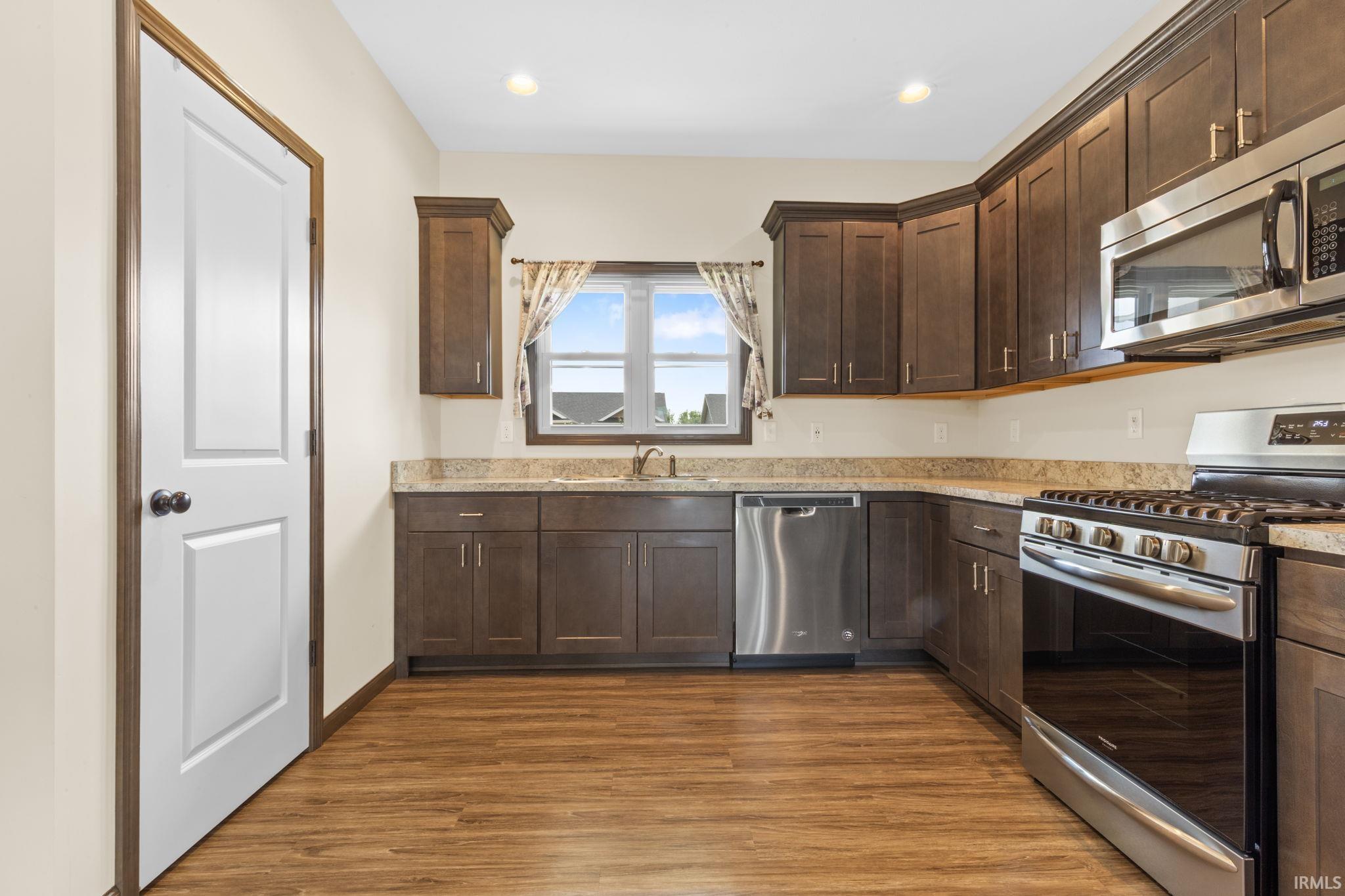 1943 Newbury Circle Goshen IN 46526