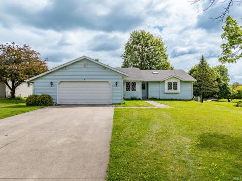 1704 N Thorn Tree Road Muncie IN 47304