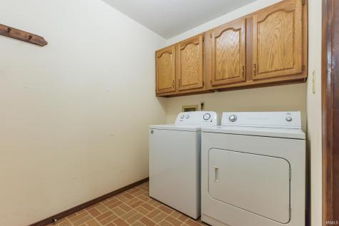 1704 N Thorn Tree Road Muncie IN 47304
