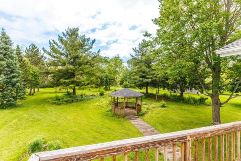 1704 N Thorn Tree Road Muncie IN 47304