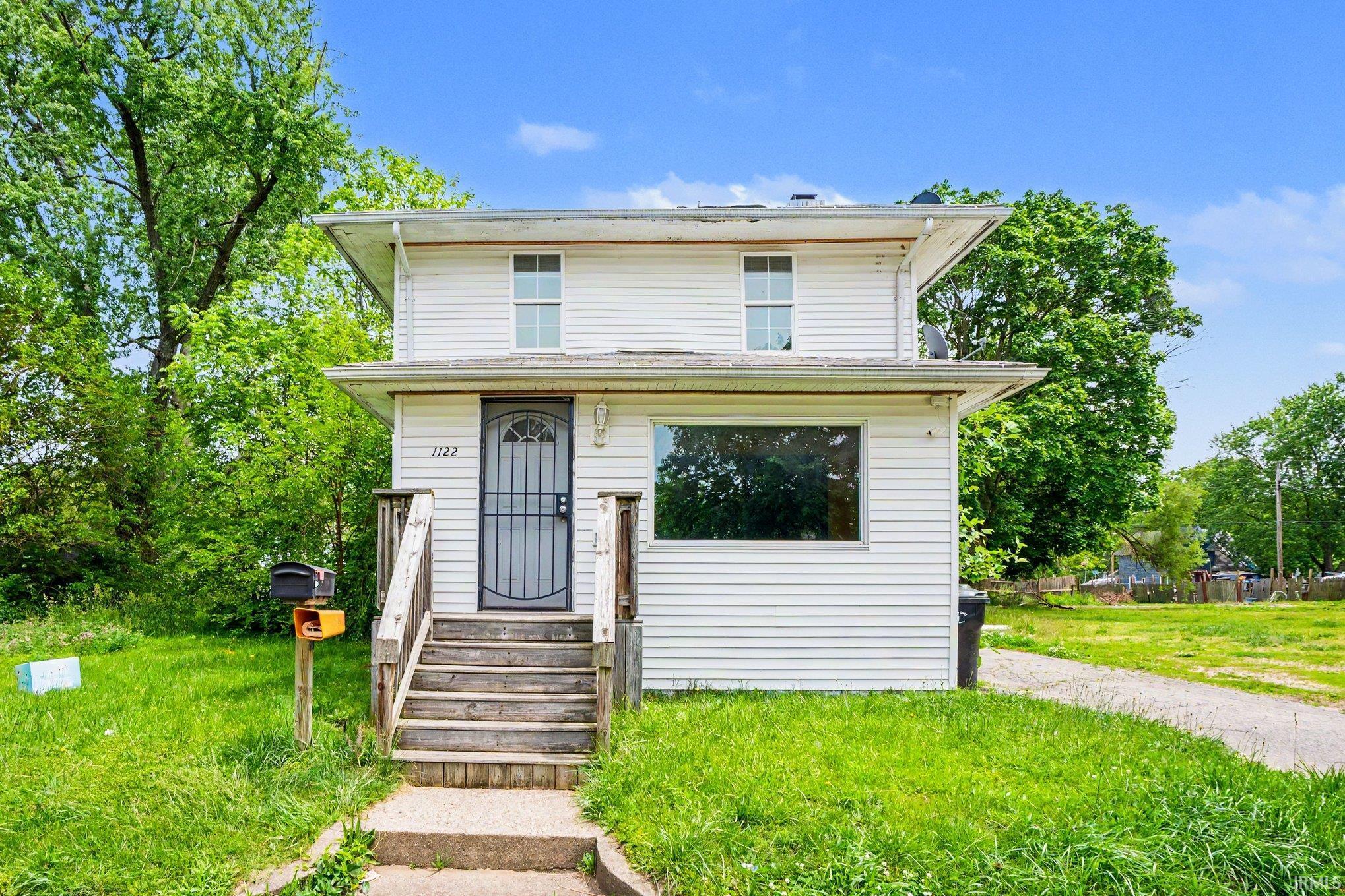 1122 N Huey Street South Bend IN 46628