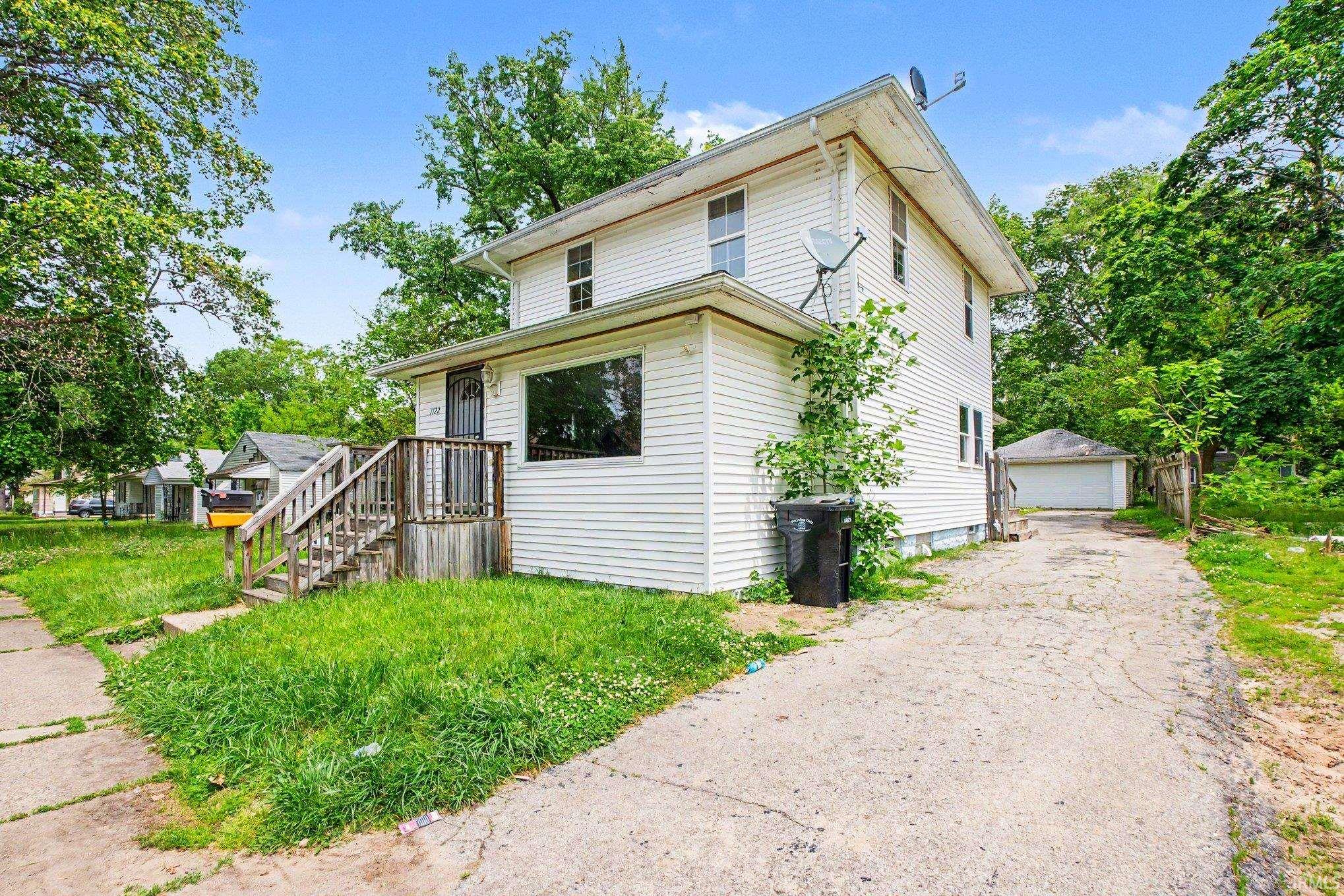 1122 N Huey Street South Bend IN 46628
