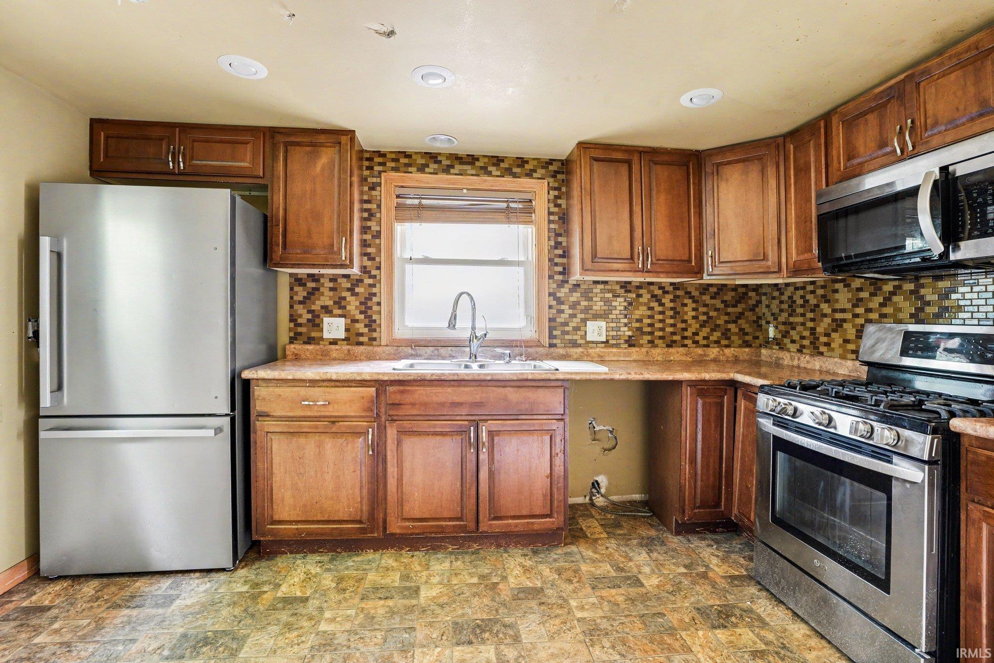 1122 N Huey Street South Bend IN 46628