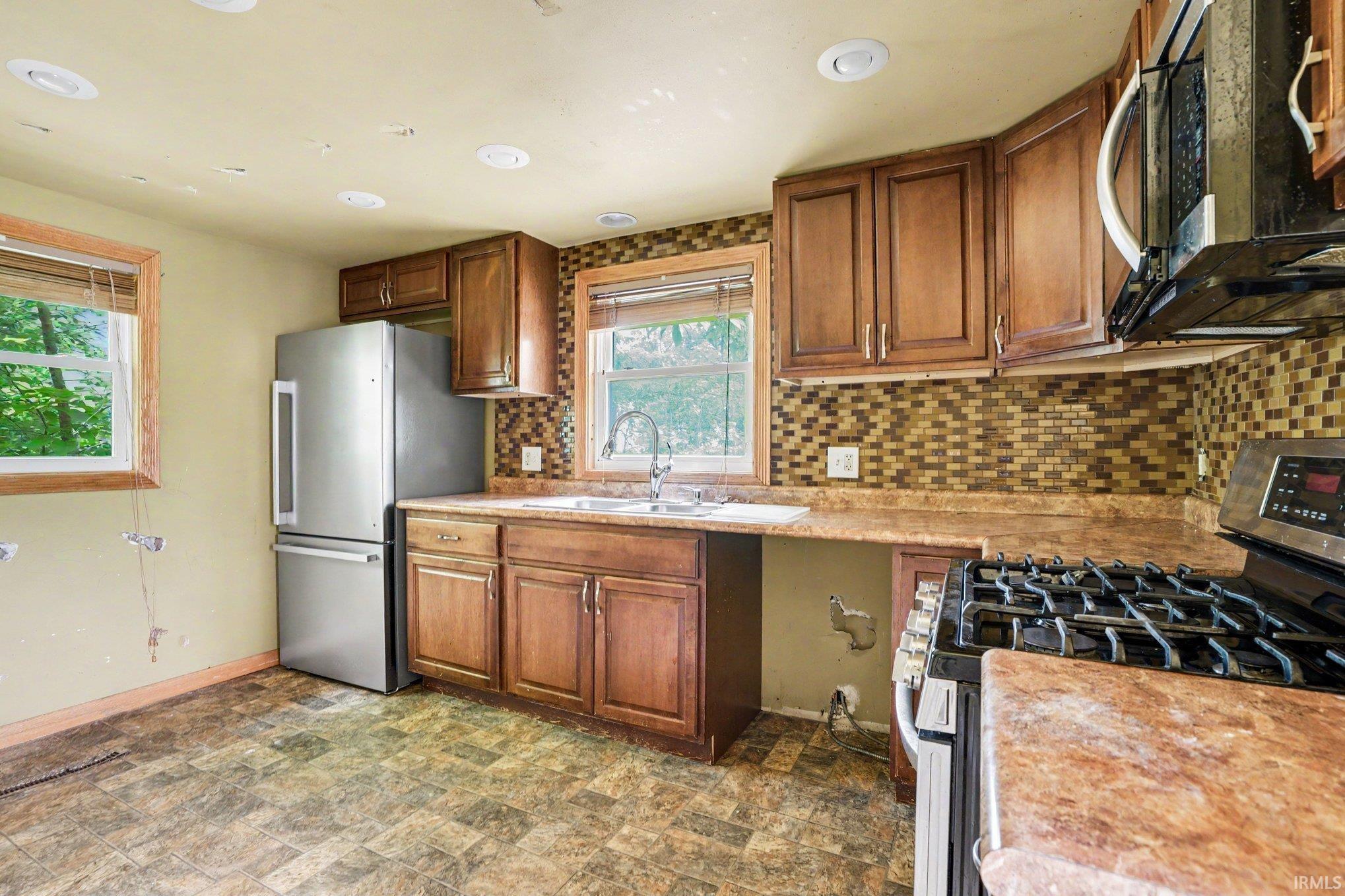 1122 N Huey Street South Bend IN 46628