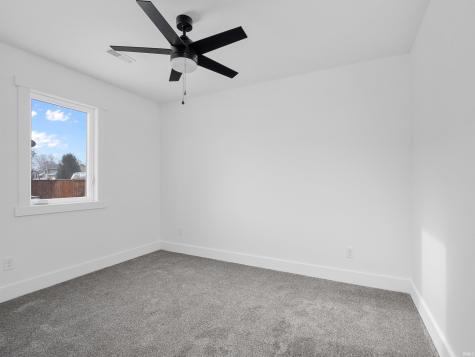 4085 E Oldfield Drive Leesburg IN 46538