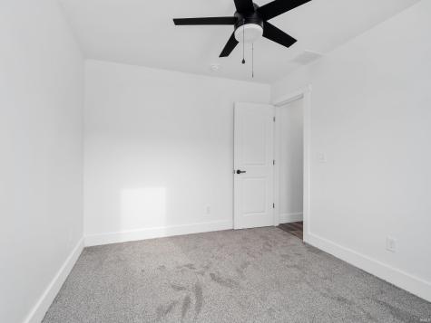 4085 E Oldfield Drive Leesburg IN 46538