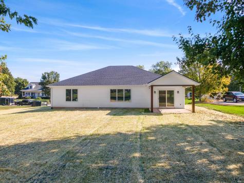 4085 E Oldfield Drive Leesburg IN 46538