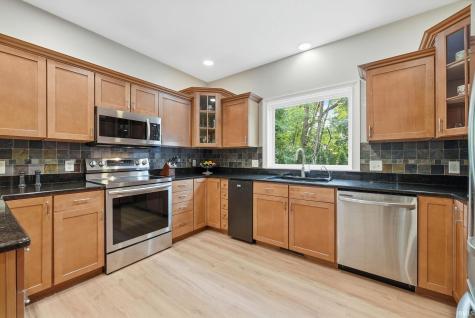 13619 Pendleton Mills Court Fort Wayne IN 46814