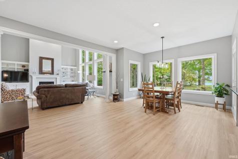 13619 Pendleton Mills Court Fort Wayne IN 46814