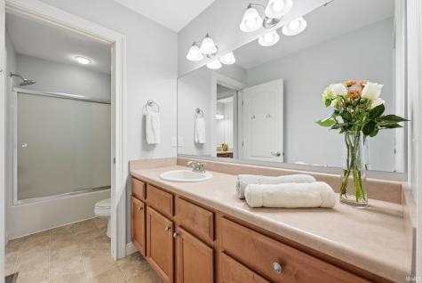 13619 Pendleton Mills Court Fort Wayne IN 46814