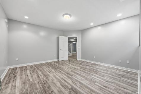 13619 Pendleton Mills Court Fort Wayne IN 46814