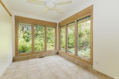 1201 N Pinebark Court Muncie IN 47304