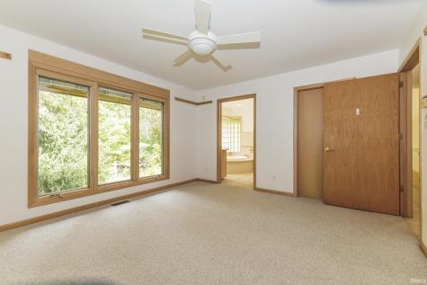 1201 N Pinebark Court Muncie IN 47304