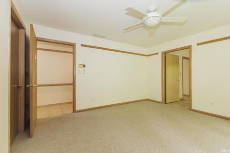 1201 N Pinebark Court Muncie IN 47304
