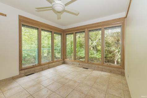 1201 N Pinebark Court Muncie IN 47304
