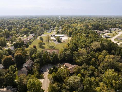 1201 N Pinebark Court Muncie IN 47304