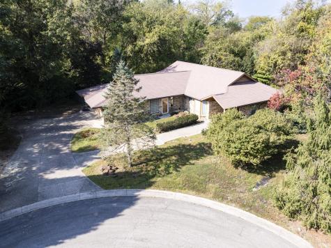 1201 N Pinebark Court Muncie IN 47304